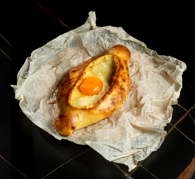 Хачапури по-аджарски