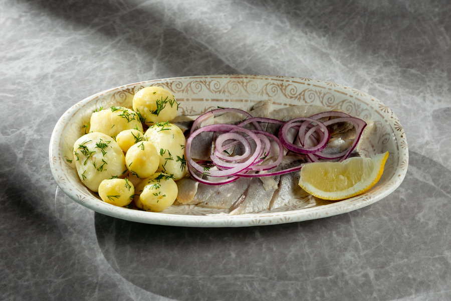 Селедка с картофелем